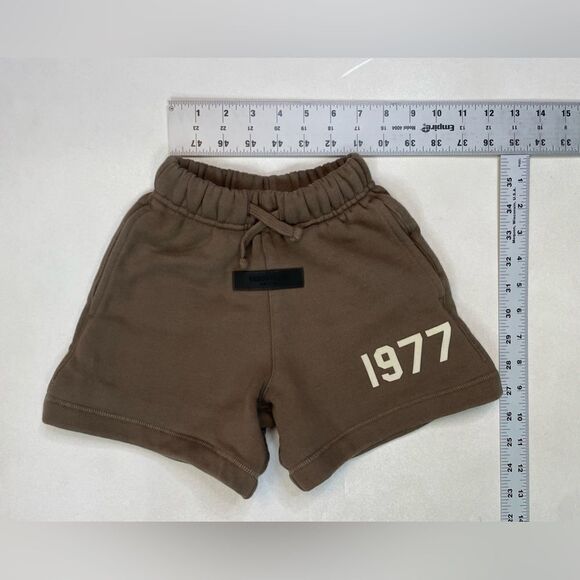 Fear Of God Essentials 1977 Sweat Shorts Kids Size 6-7 Brown - Picture 9 of 9